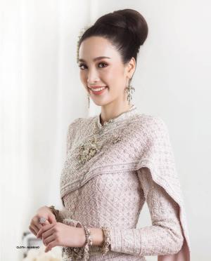 ชุดไทยเจ้าสาว ชุดไทยจักรพรรดิ์ เช่าที่แบมบี้ เวดดิ้ง ห้วยขวาง
